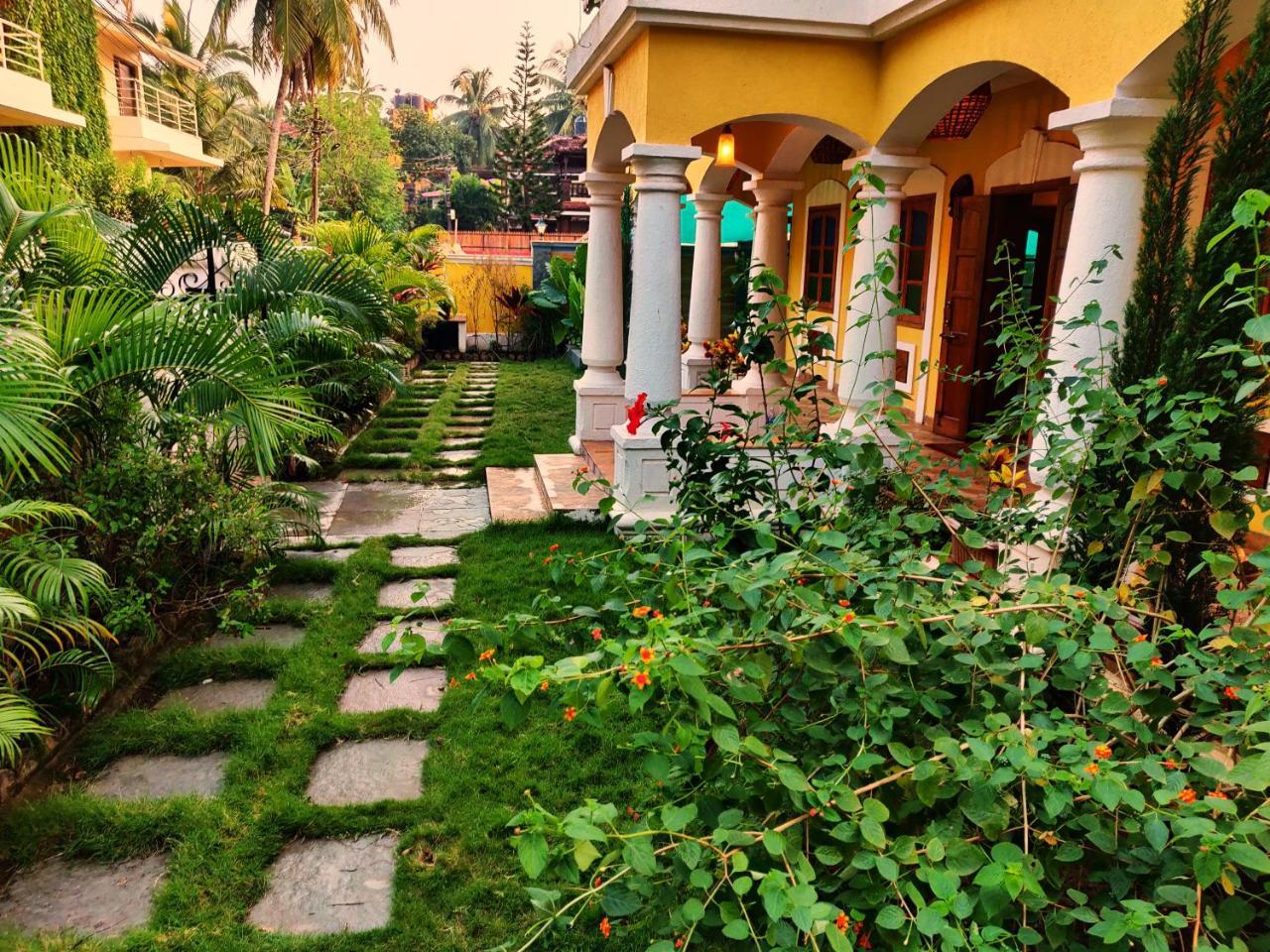 The House Of Legends - 3 Bhk || Private Pool Villa Calangute